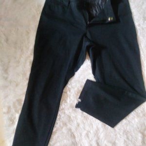 GAP Black Slim City Crop Pants Size 16R